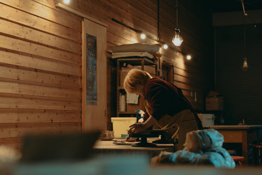 【陶芸家・大塩まな】伝統と向き合う中で生まれる独自の感性とモノづくり