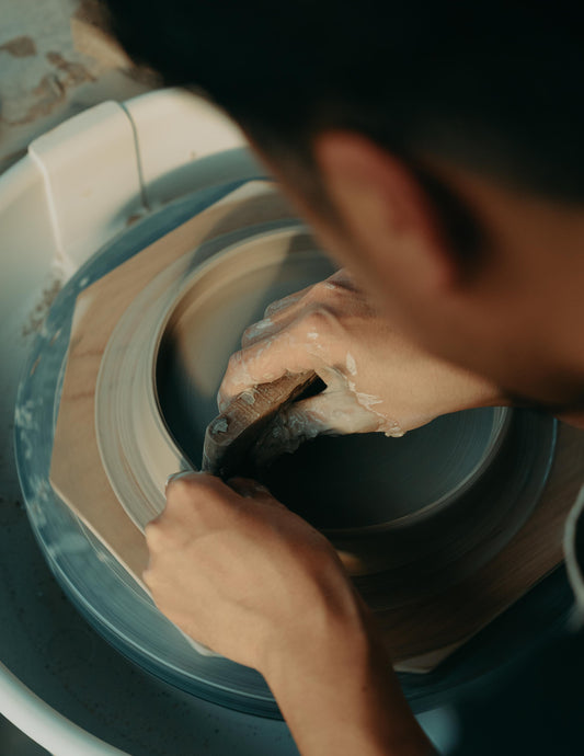 【陶芸家：榎並伸太郎インタビュー前編】土の記憶に導かれて