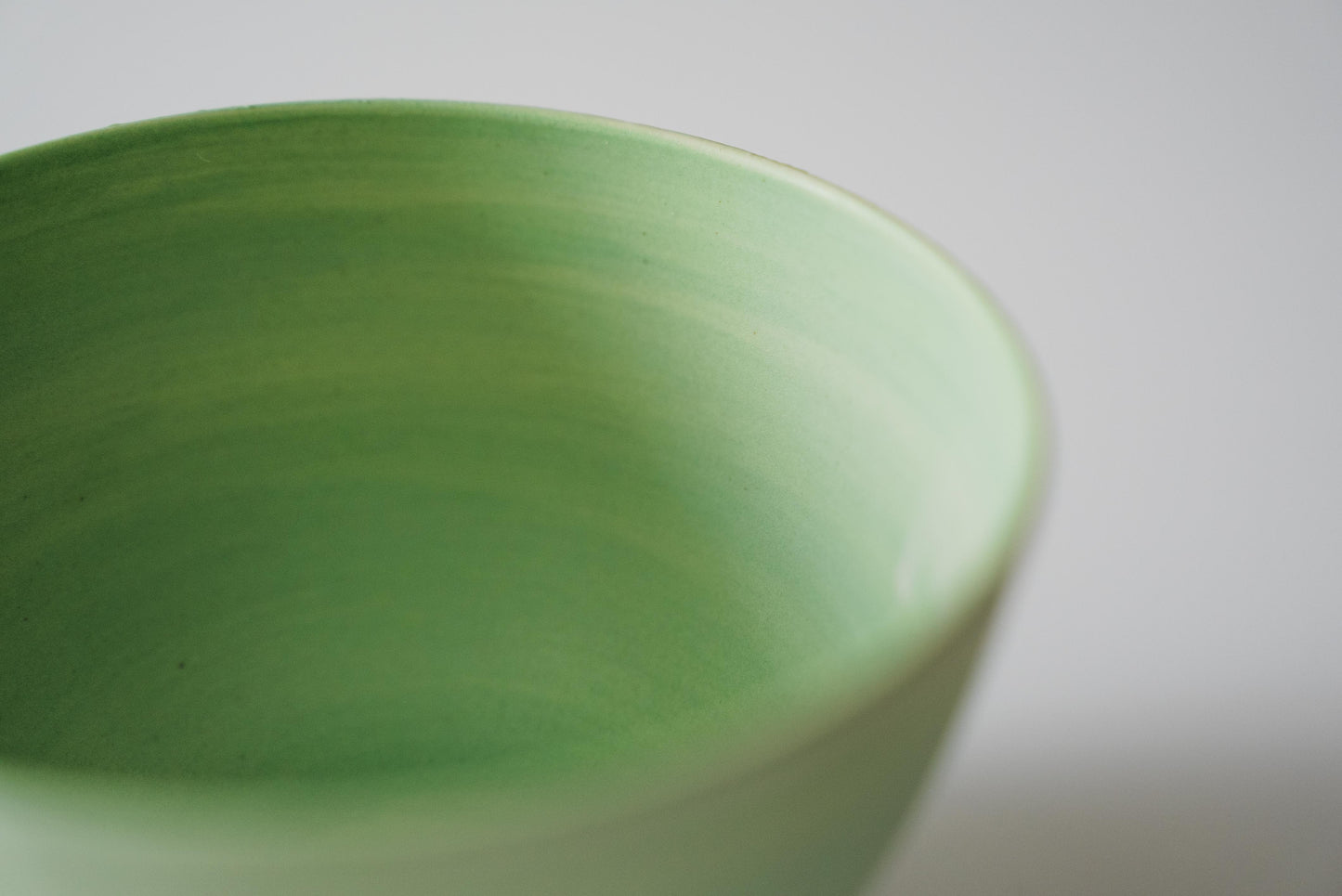 【洸春陶苑×UTSUWA】コラボカップ グリーン 淡