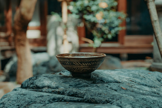 【しの平窯×UTSUWA】コラボ茶碗　三島